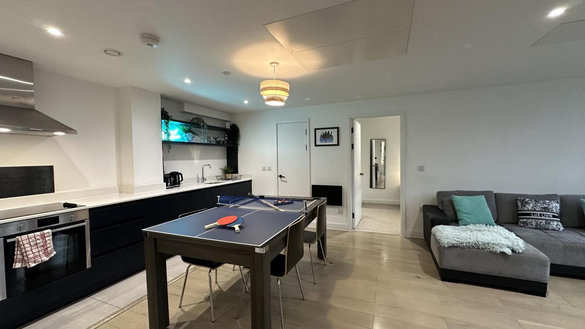 Lux Livin' Apartments - Luxury 2 Bed Apartment With Sky Garden Manchester Bagian luar foto