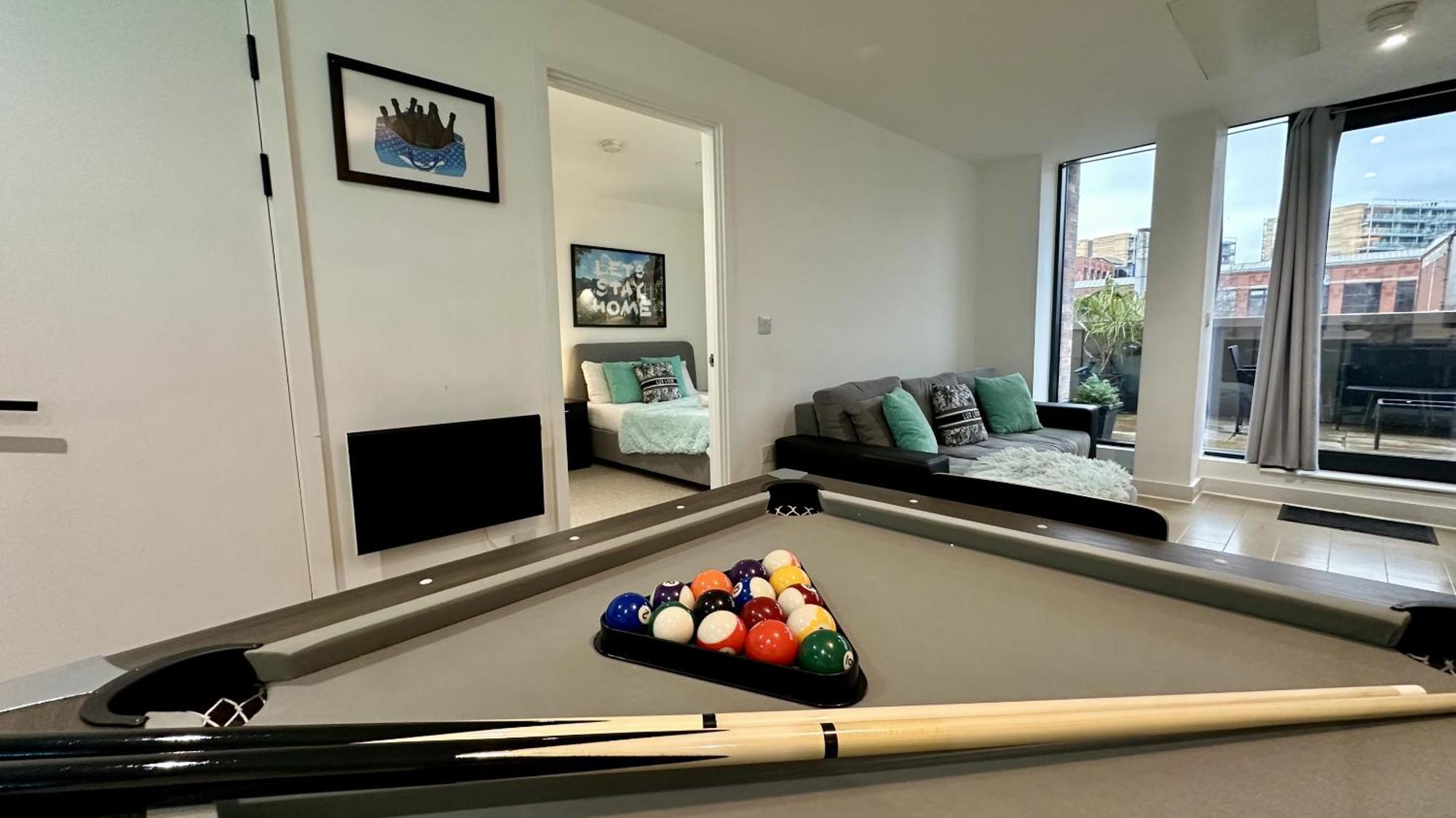 Lux Livin' Apartments - Luxury 2 Bed Apartment With Sky Garden Manchester Bagian luar foto