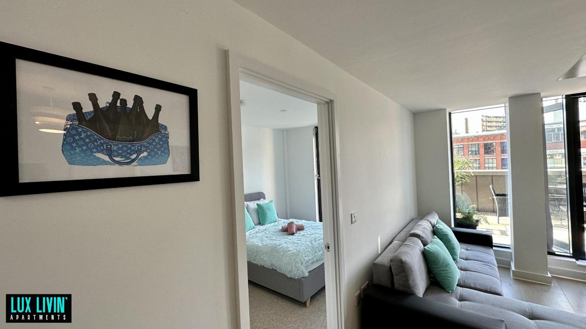 Lux Livin' Apartments - Luxury 2 Bed Apartment With Sky Garden Manchester Ruang foto